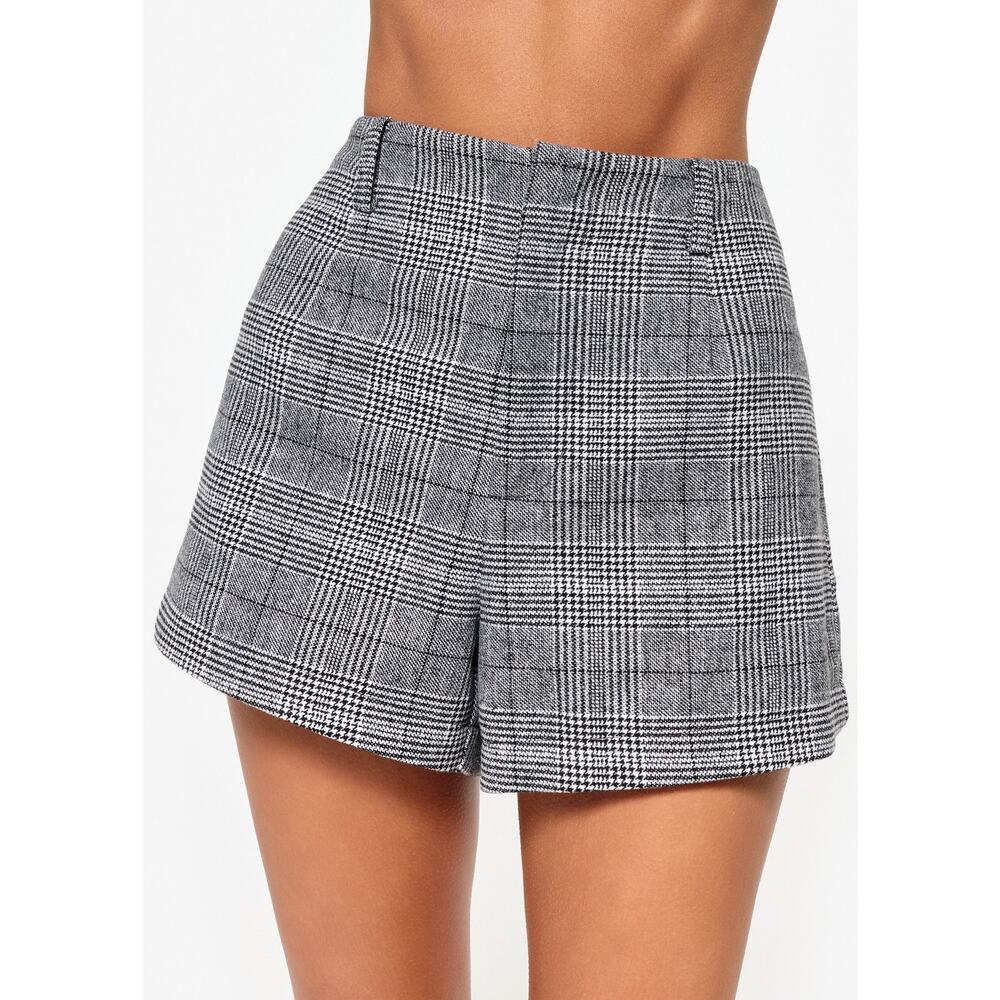 Cami NYC x Revolve Matti Short Black White NEW Size 2 High Rise Wool Blend Plaid